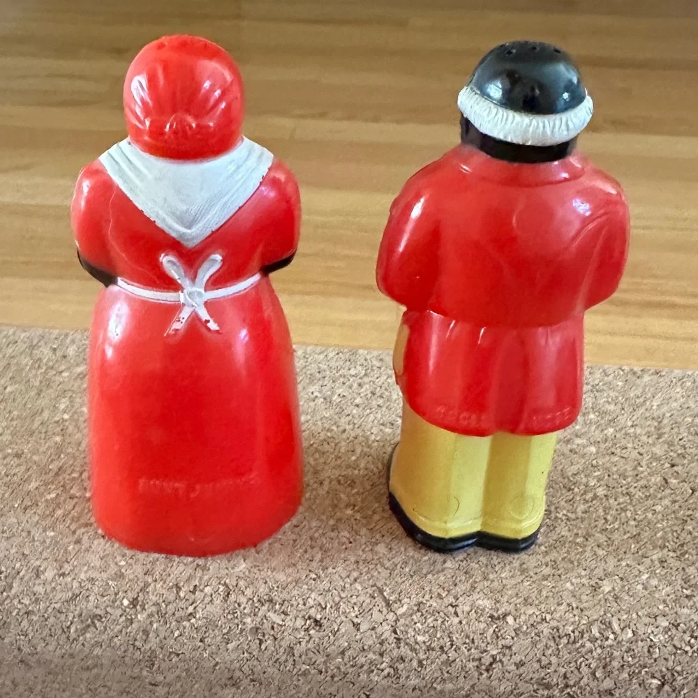 Red Ceramic Salt and Pepper Shakers - Decorative Kitchen Pair